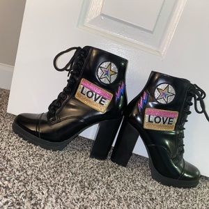 Black Aldo lace up bootie